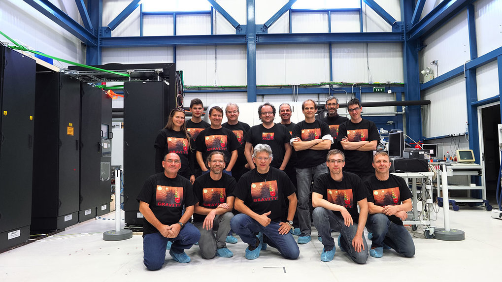 GRAVITY - das Instrumenten-Team während der ersten Beobachtungen am Paranal.