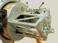 The cold structure of an auxiliary cryostat