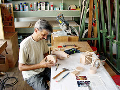 Manufacture a telescope model