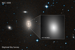 Close-up of the central region of NGC1600. The core is quite diffuse as if a lot of stars are missing – probably as the result of a previous galaxy-galaxy merger.