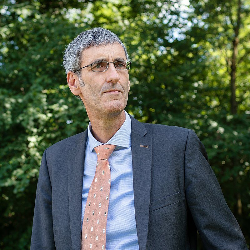Frank Eisenhauer, the new director at MPE.
